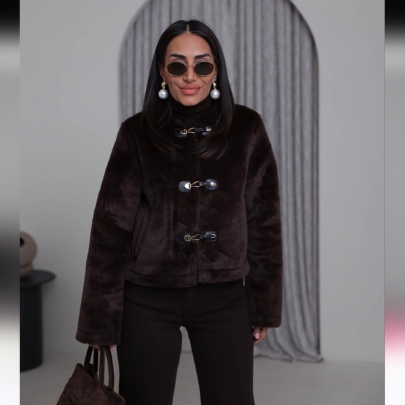Zara Faux Fur Jacket With Fireman Claps NWR - Picture 4 of 15